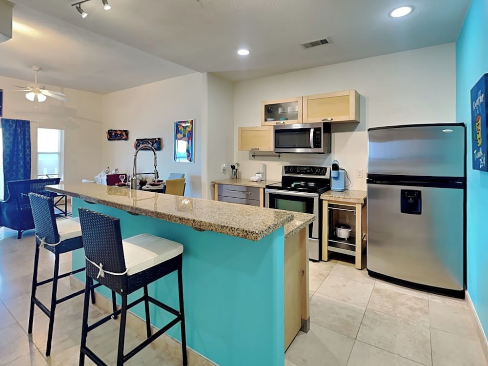 Sea Breeze by Ryson Vacation Rentals