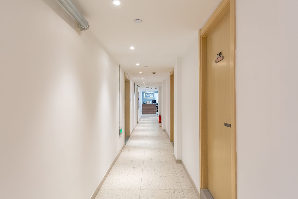 YOOTEL HOSTEL