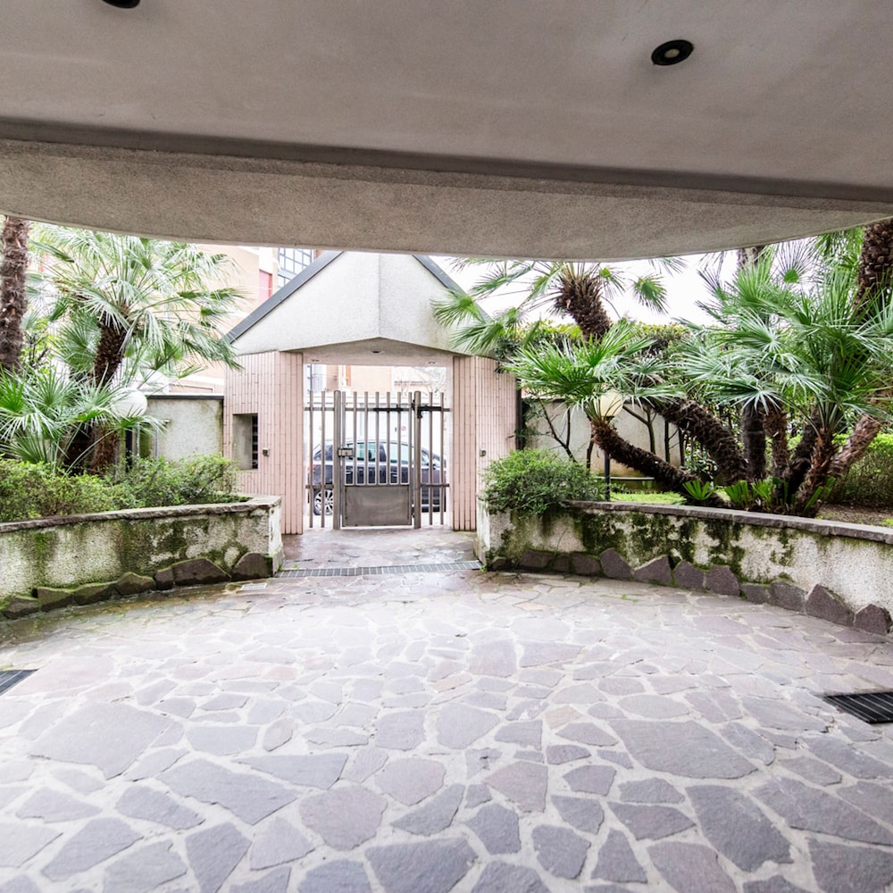 Pisani 4 in Monza With 1 Bathrooms view 4