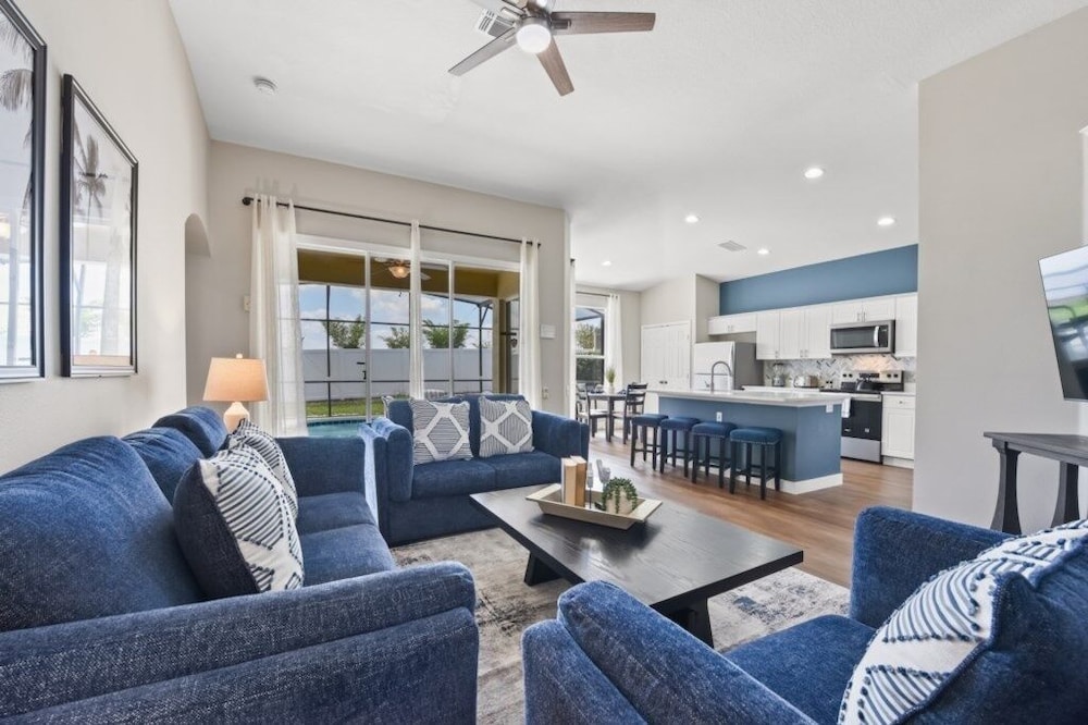 4br Resort Villa W/ Pool & Spa Close To Disney 4 Bedroom Villa