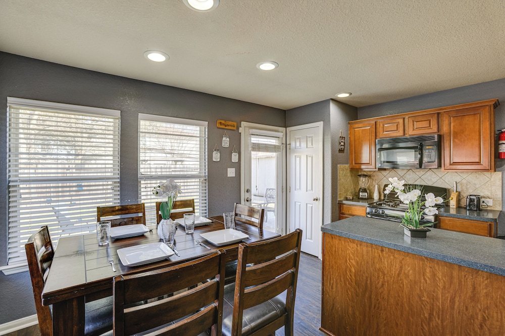 Family Gem w/ Fire Pit & Fenced Yard in Houston