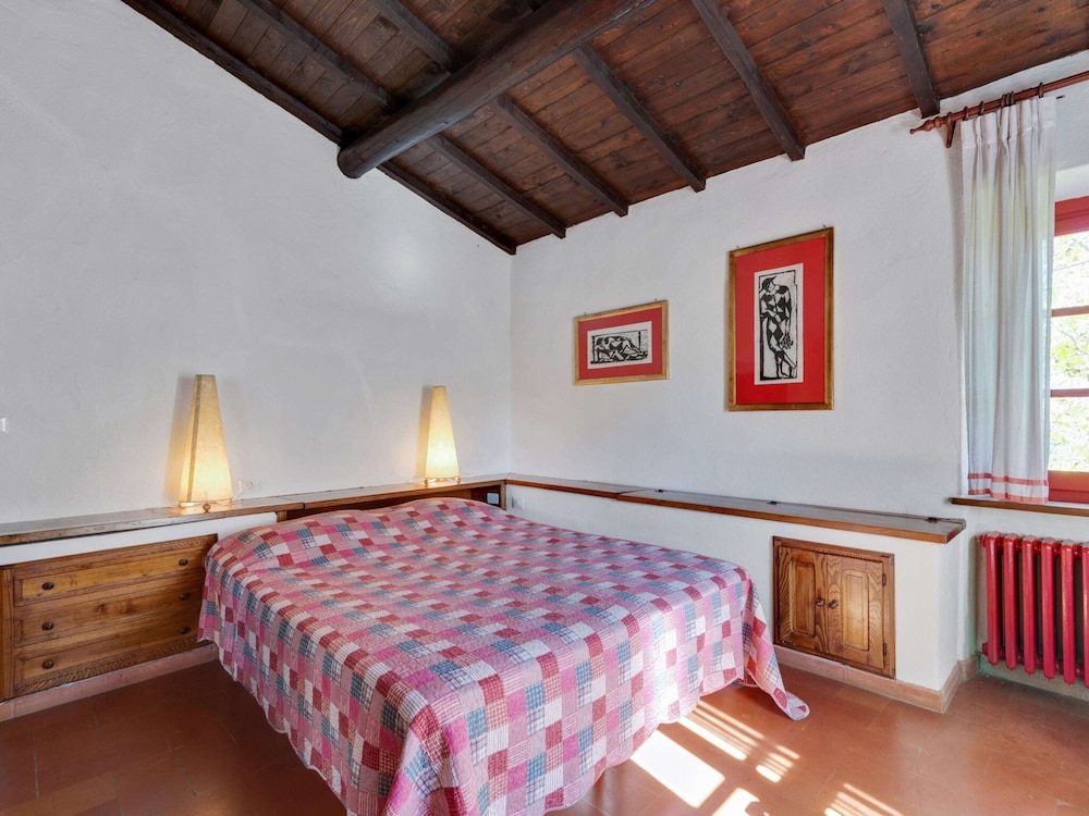 Belvilla by OYO Villa Jolanda view 4