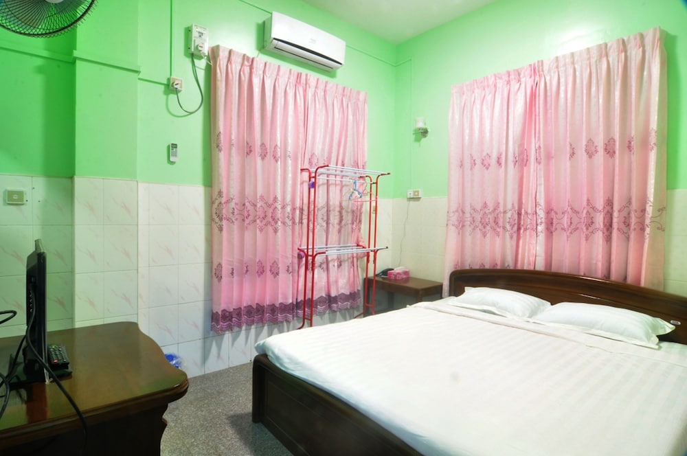 Saw Nyein San Guest House