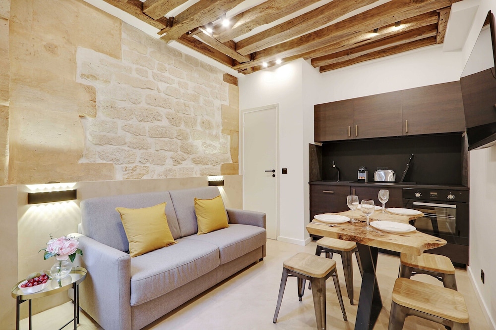 Authentic Apartment - 1br/4p - Le Marais