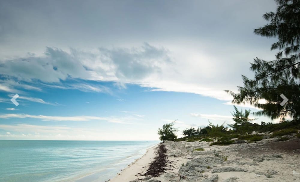 Caribbean Sea Breeze Villas