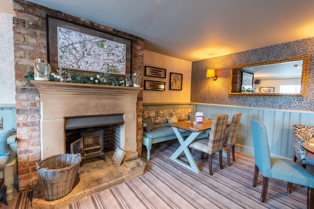 Cross Keys Hotel by Chef and Brewer Collection