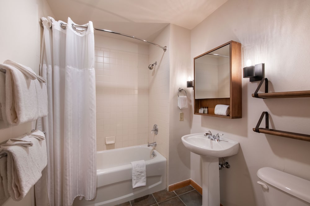 Premium Unit 2308 - 1br - Zephyr Mountain Lodge 1 Bedroom Condo