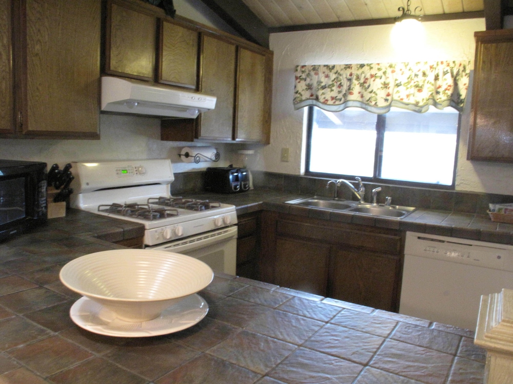Snow Summit Townhouse Rentals & Sales