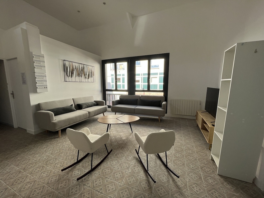 Apartment in Le Mans Near Historic Center