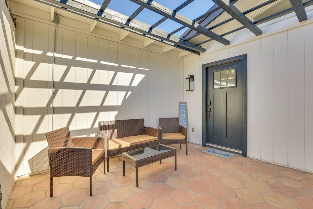 11 Mi to Dtwn Phoenix: Main House w/ Outdoor Oasis
