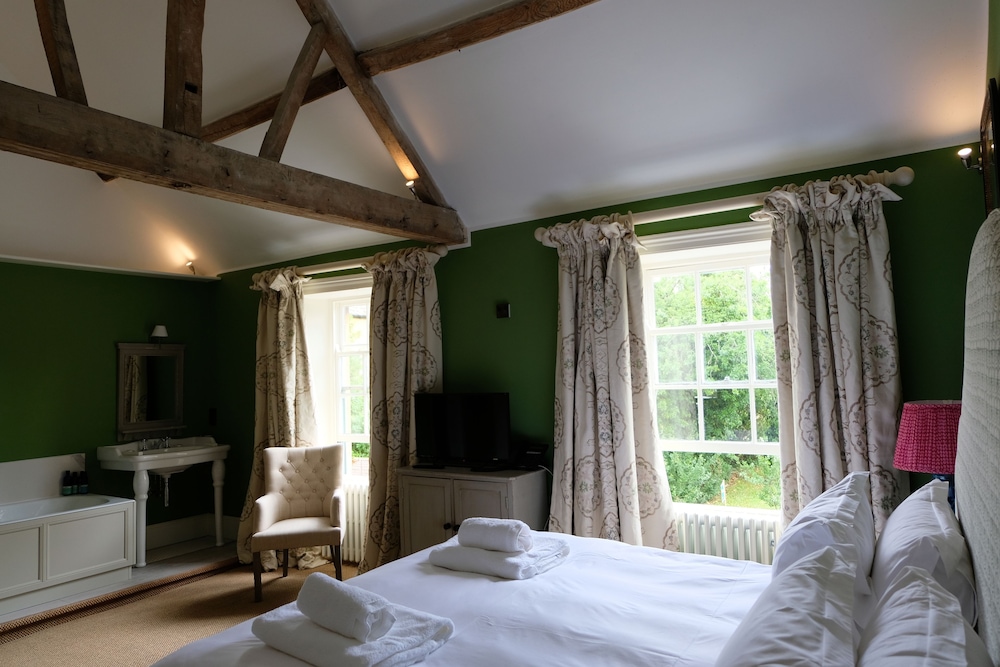The Swan Inn view 4