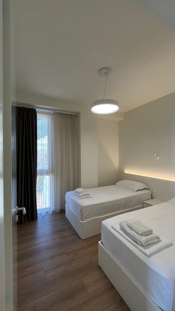 Whisky Green Coast Hotel & Apartments