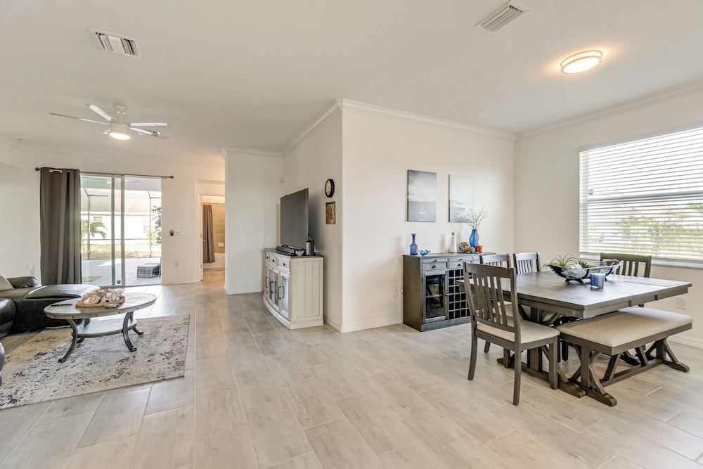 Coastal Home w/ Swim Spa & Lanai in Port Charlotte