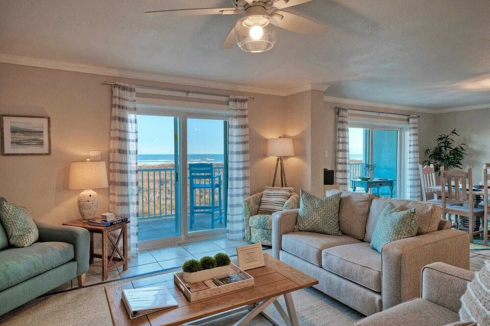 Gulf Views + Pools, Tennis, Pickleball & Beach Access Awesome Beachfront by Avantstay