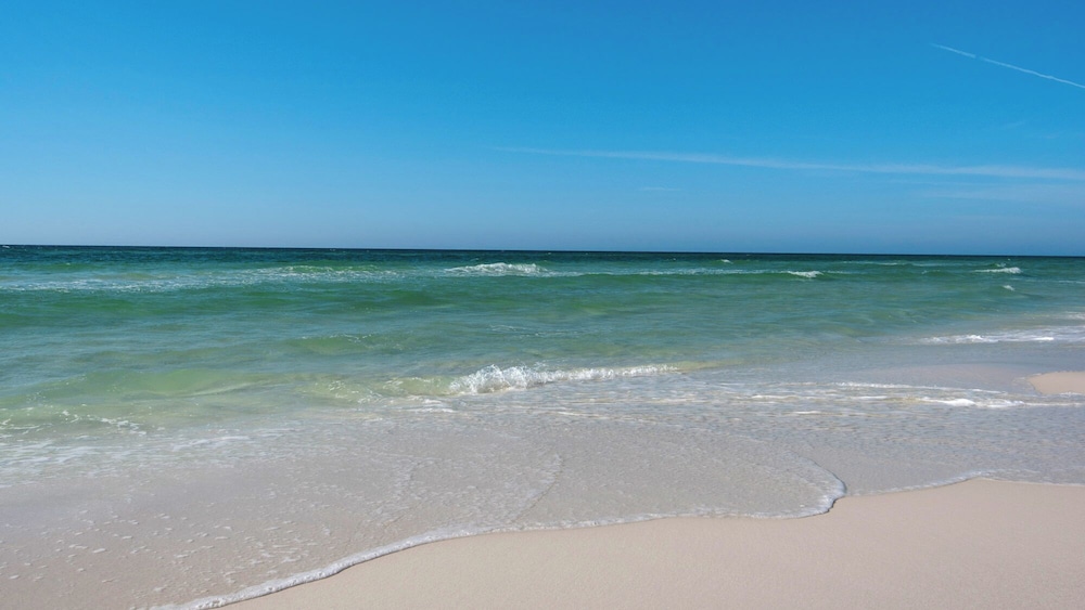 Palms Resort 2813: 2br, Pools, Courts, Gulf Views & Minutes to Beach!