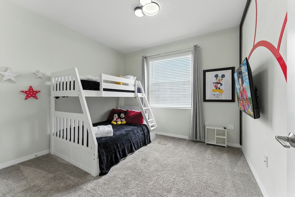 Storey Lake condos by UNE Homes