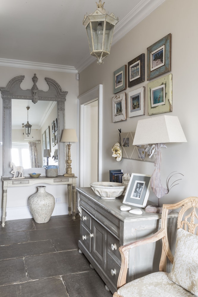 Roundhill Farmhouse