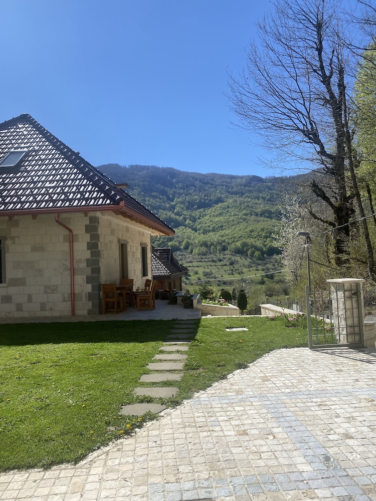 Joen Village