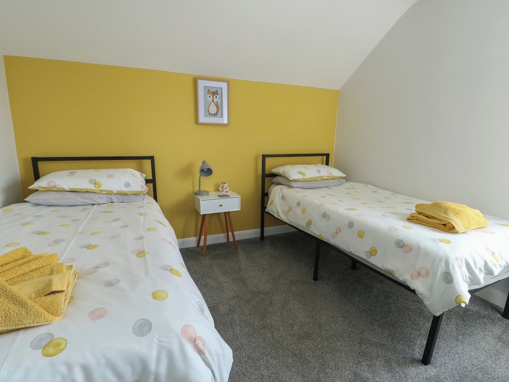 4 Parc Delfryn