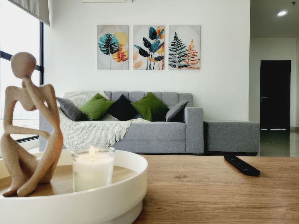 Luxstay Atria Sofo Suites Apartments