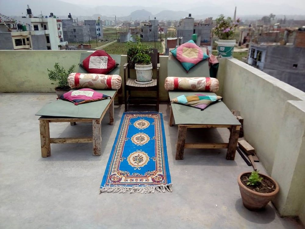 Everest Home Stay Apartment