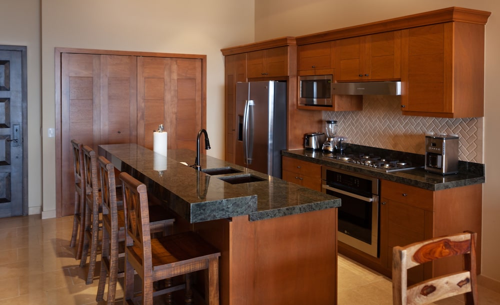 Quivira Los Cabos Condos & Homes - Vacation Rentals