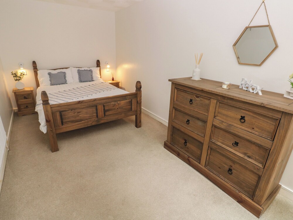 Flat 1