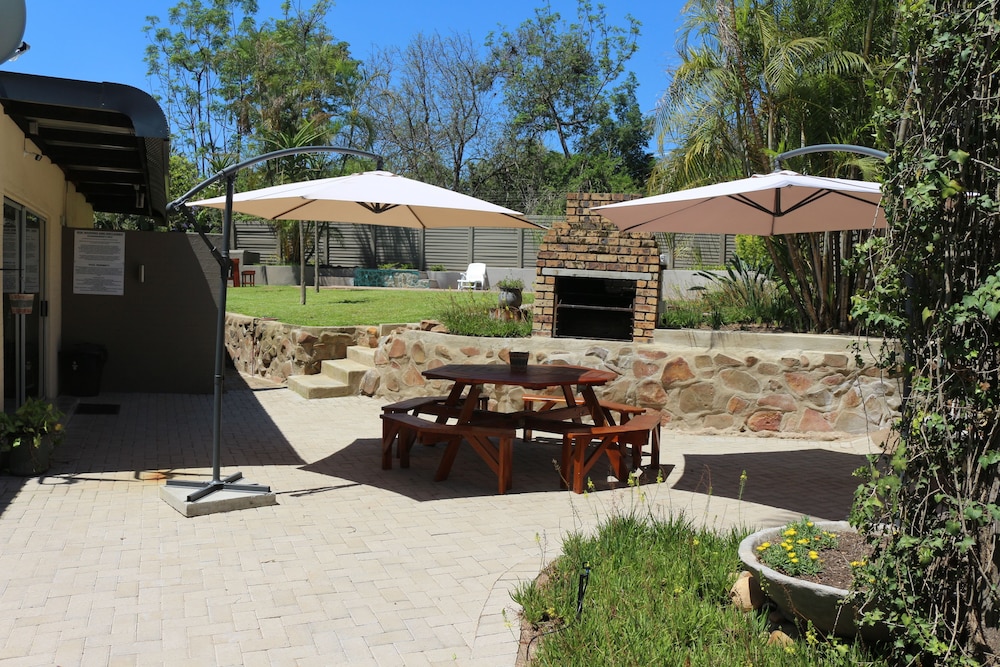 Hummingbirds Nest Guesthouse