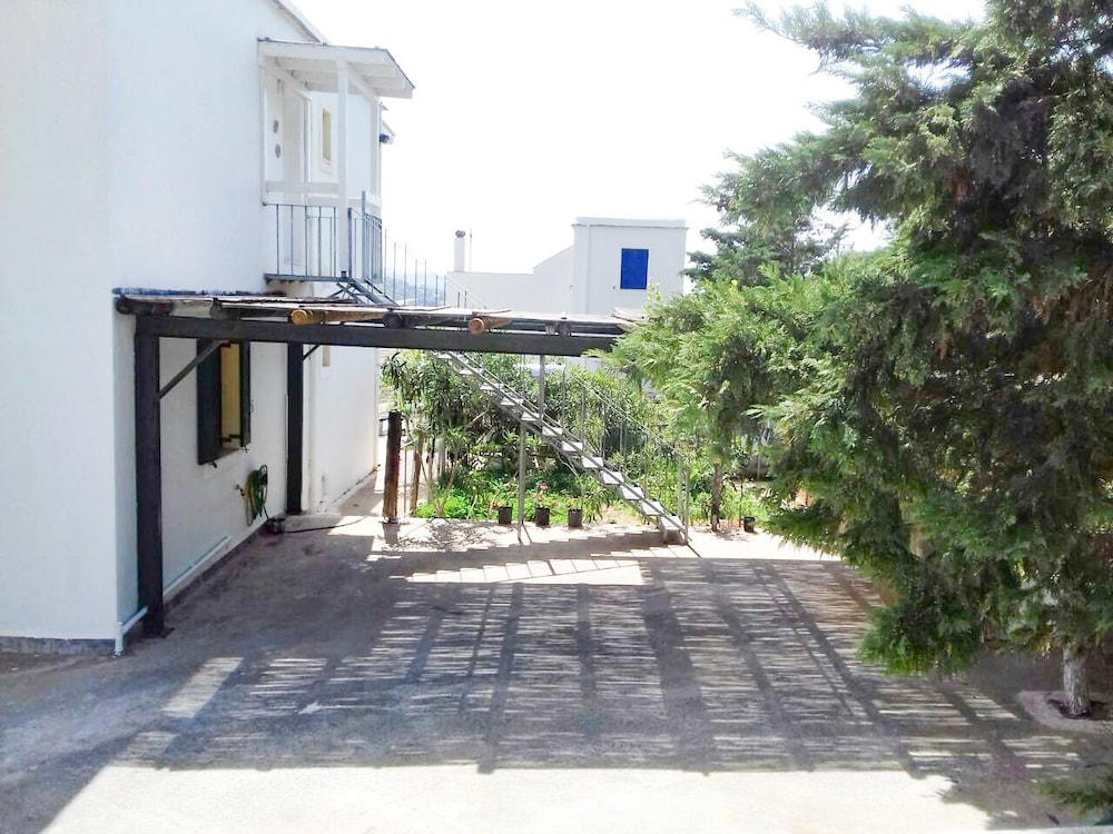 Kypri Apartments