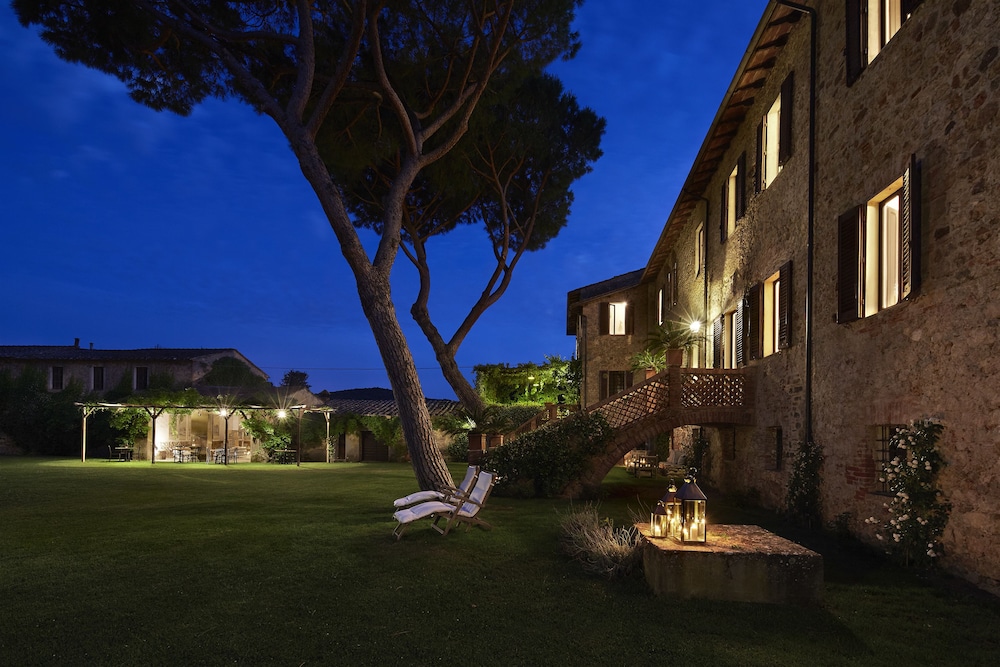 La Pescaia Resort