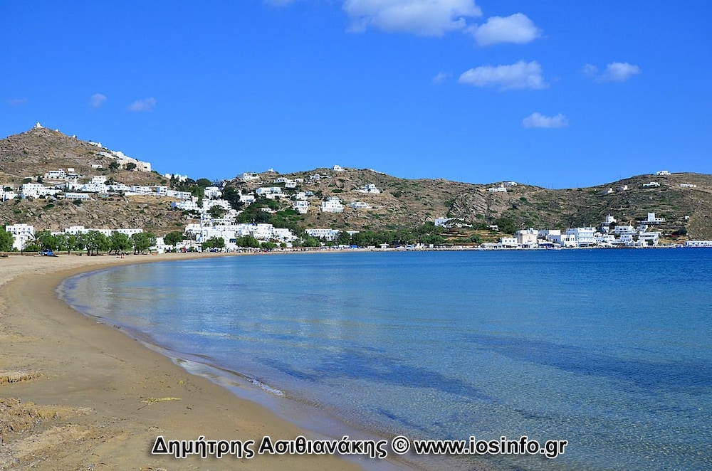 Grandma Vasiliki Rooms To Let