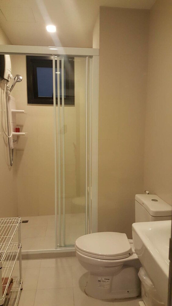 A Luxury 2 Bedrooms The Base Downtown
