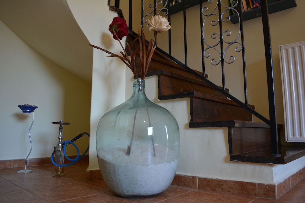 Elianthos Villa