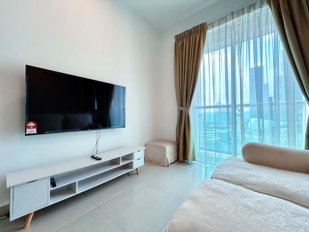 Solaris Dutamas by Manhattan Group
