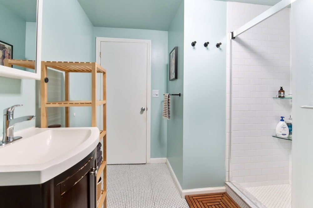 Stonehurst by Rove 2BR Apt w Private Backyard