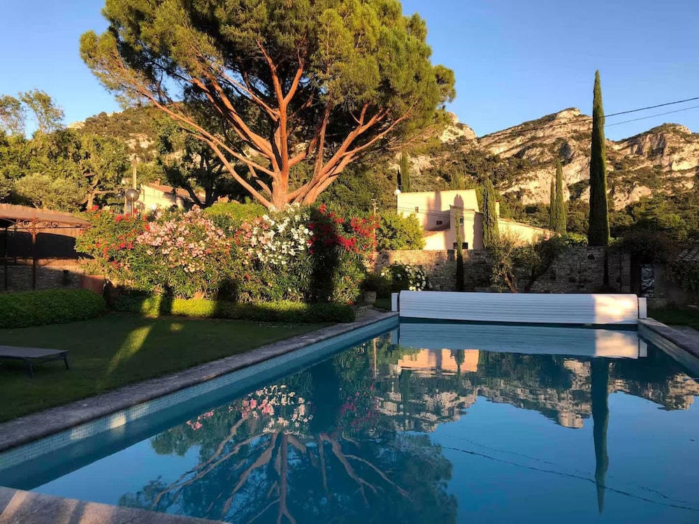La Villa de Robion in Robion