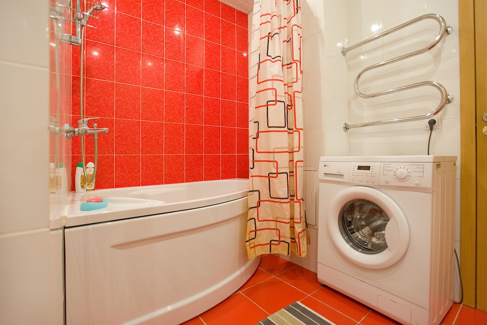 Hello Apartment on Kolomyazhskiy 26