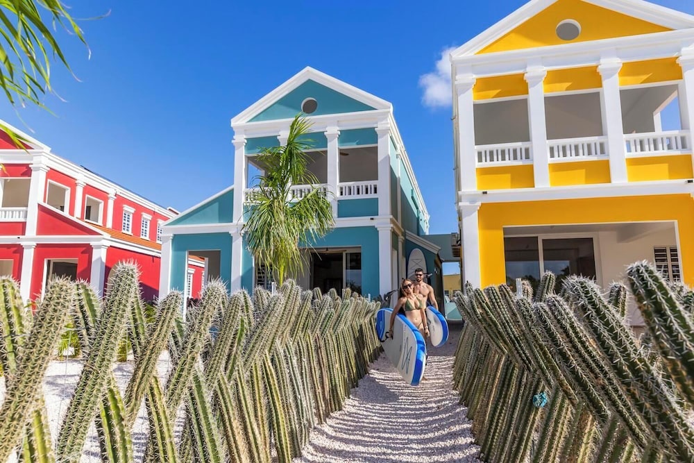 Dolce Vita Homes Bonaire