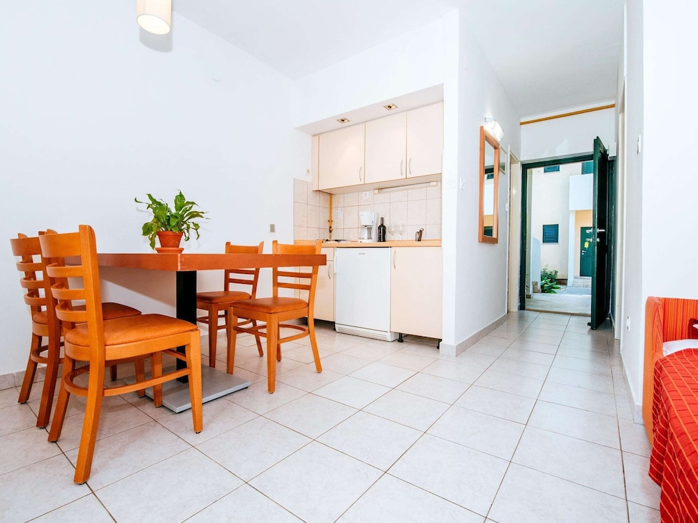 Apartments in Zaton With Pool
