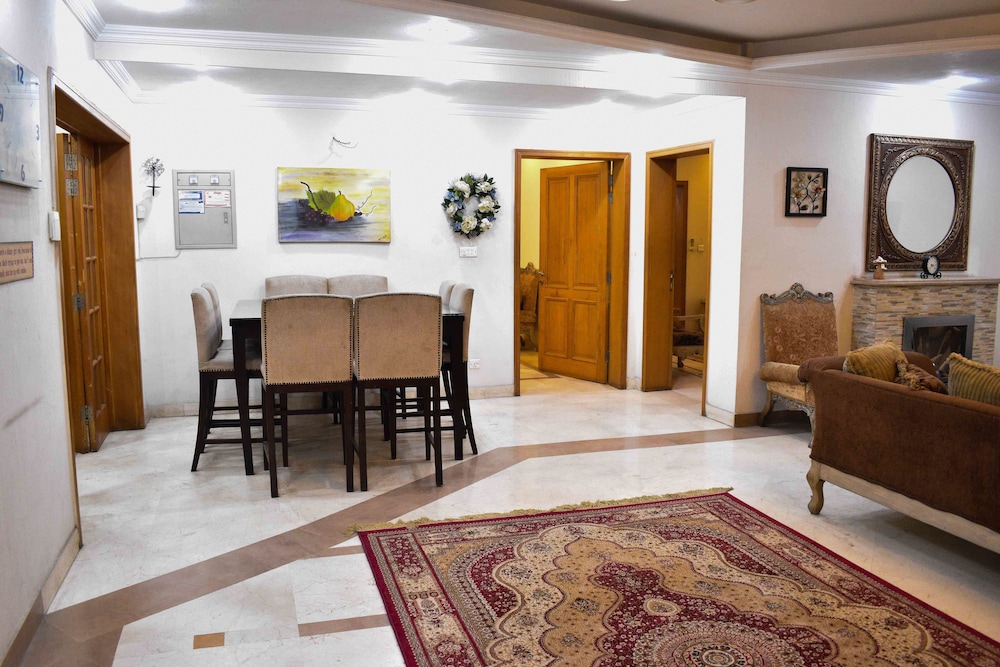 Lahore Home Stay