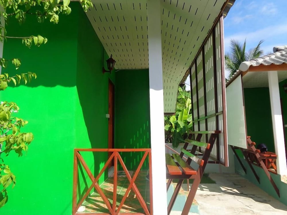 Sarm Mork Guesthouse