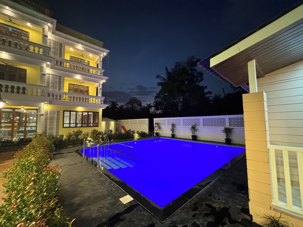 ILIF 2706 Western Breeze Villas