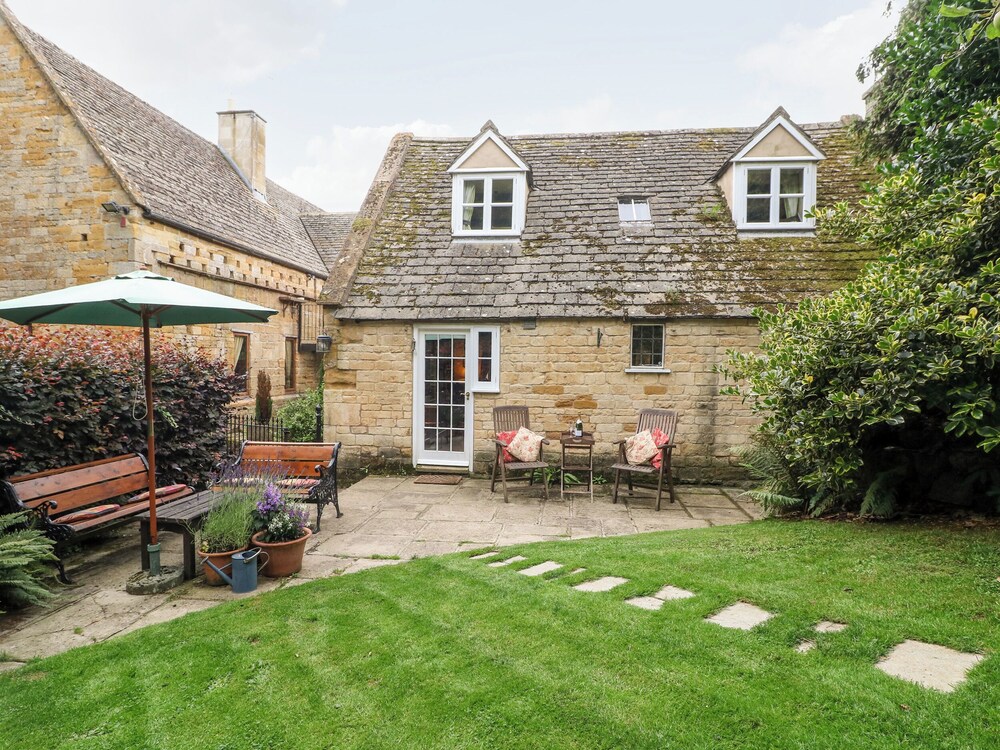 Hadcroft Cottage view 3