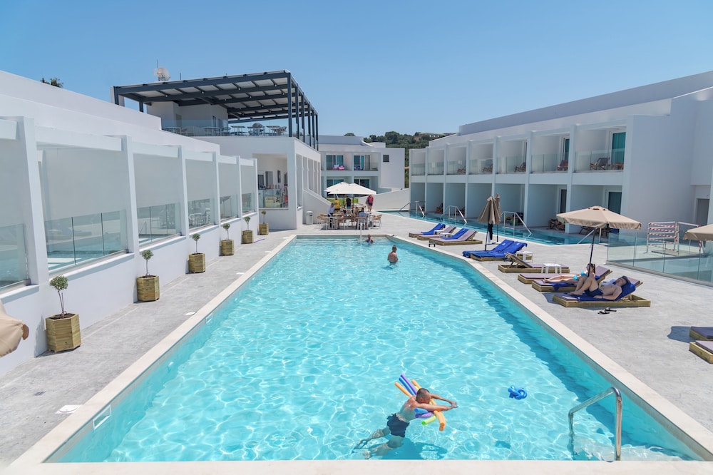 Mirage Bleu Hotel 29
