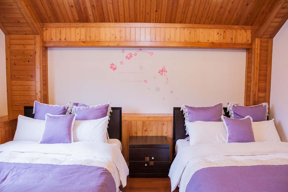 Flower Wall B&B