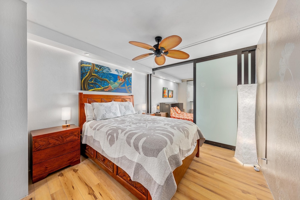 Cozy Hawaiian Unit! - Great Ocean View - Sleeps 4+ - Vrkcv