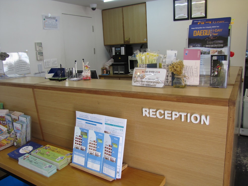 Empathy Guesthouse - Hostel