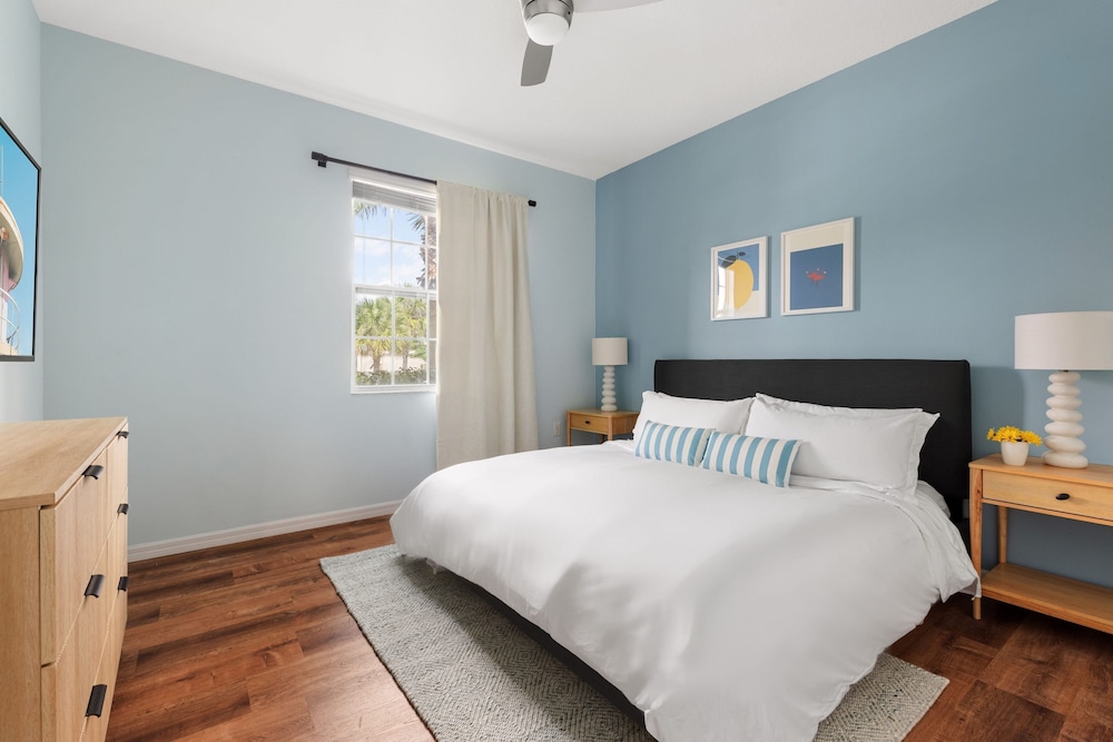 Broad Oak Stocked Solterra Retreat Pool Game Room 17 Guests Themed Rooms