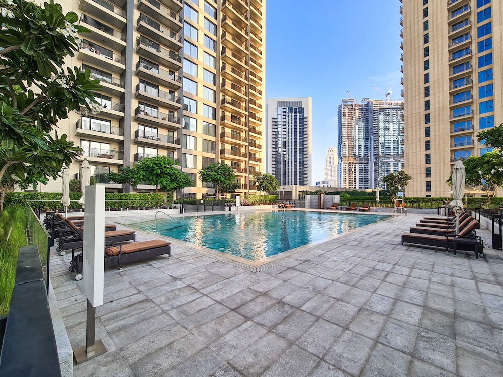 Fancy Apartment With Mesmerizing Canal Views