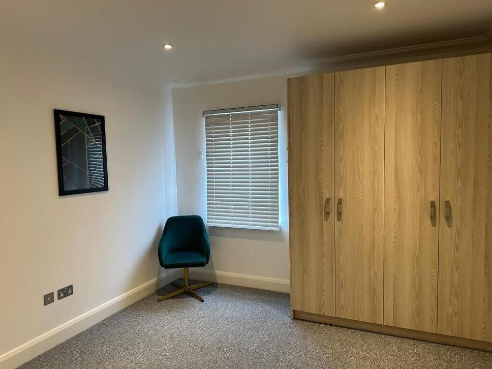 DH Aparthotels - Cromwell Apartment